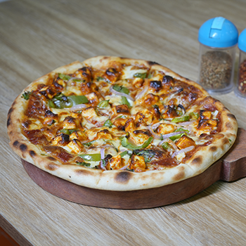 Tandoori Paneer Pizza